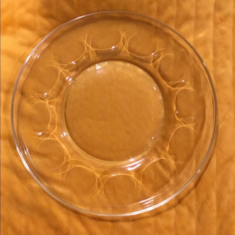 Pyrex 10" Round Deviled Egg Holder